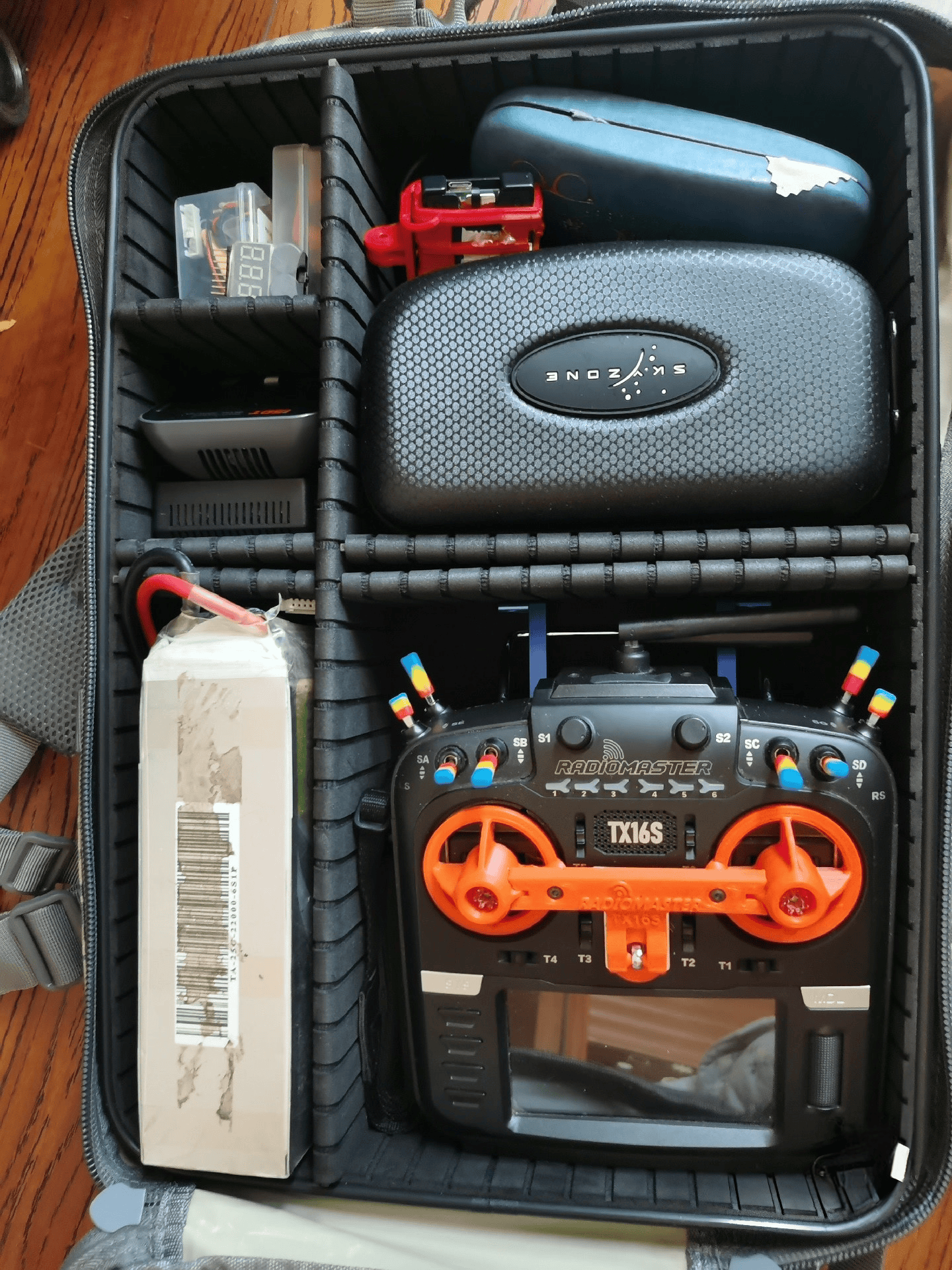 FPV Backpack Military Hang 4-5 - đánh giá và giá Rc Helicopter Bag